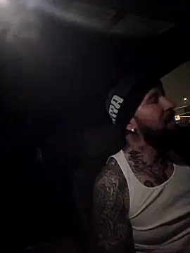 Beardedtattood live sex cam