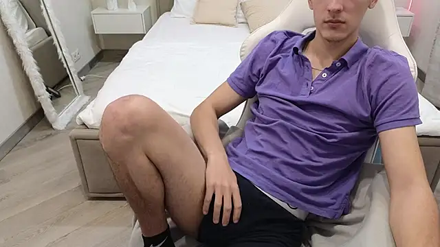 MoonlinSkinn's web cam