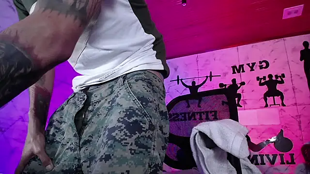 DrakeNeumann live sex cam