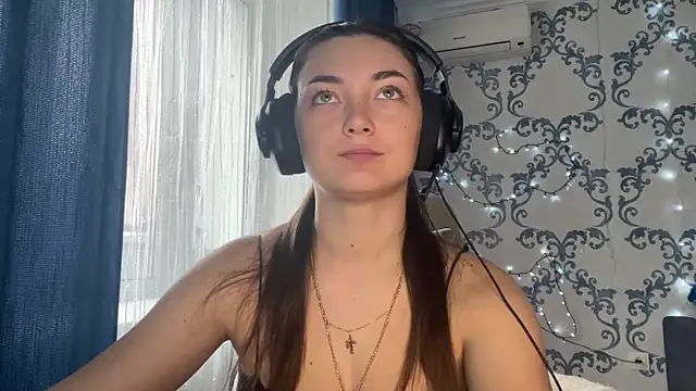 TwotyBright live sex cam