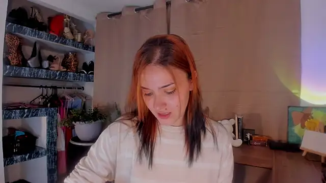 AmaruBloom live sex cam