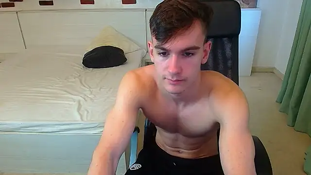 BradyFlint live sex cam