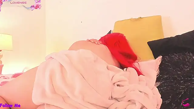 SophieRossi live sex cam