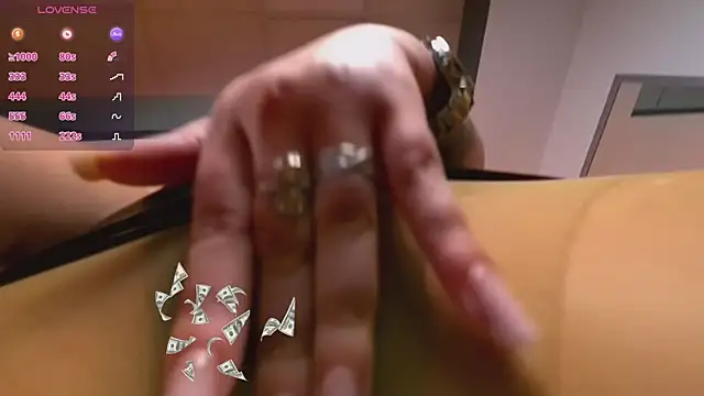 EmpressDesires live sex cam