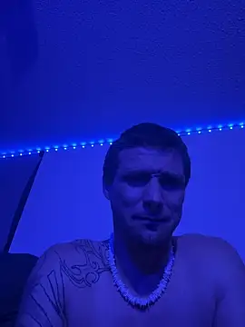 Stillhard8925 live sex cam