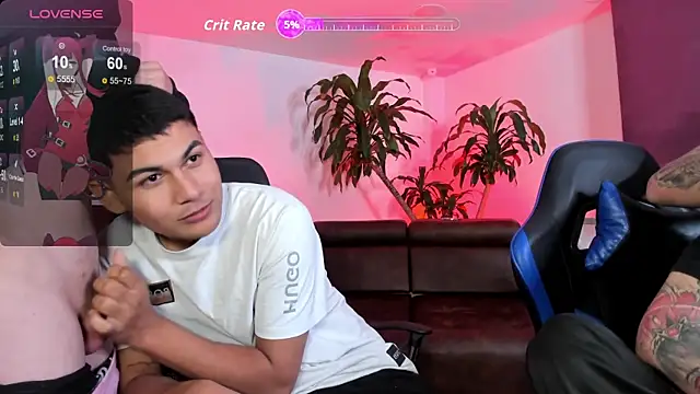 Handsomeboyss19 live sex cam