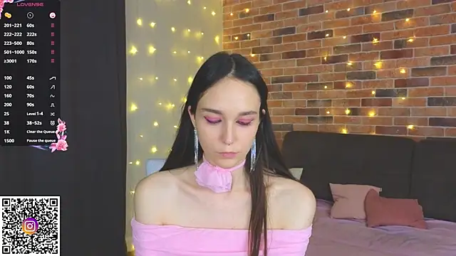 SoftieDream live sex cam