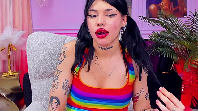 YasminWild's cam snapshot