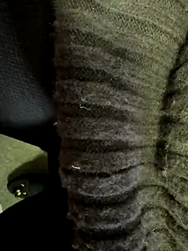 HiddenHoneyLDN live sex cam