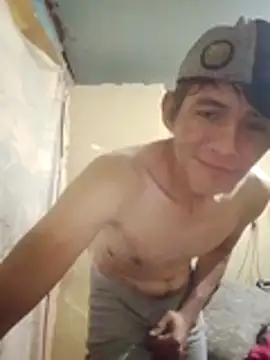 Cloud0nMycock live sex cam