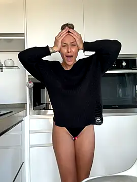 petrouchkaaa_ live sex cam