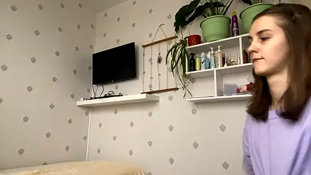 SweetieKatie live sex cam