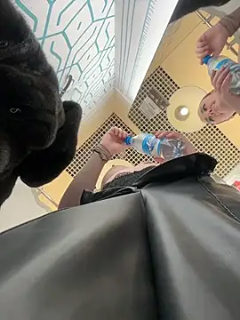 KiraSunshine live sex cam