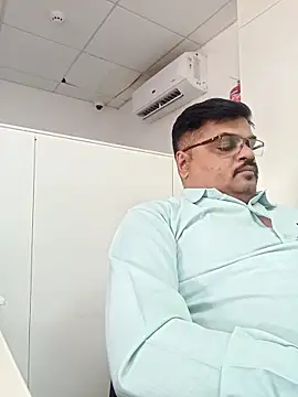 Desi_Lodo_Gujju_Boy live sex cam