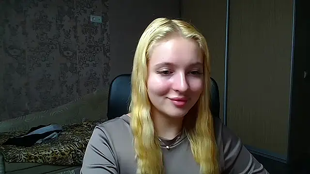 Milka_kiss_ live sex cam