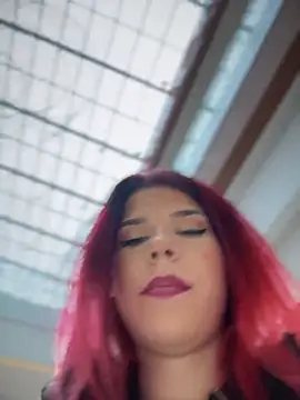 RiriRoseey live sex cam