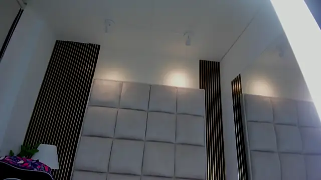 miaa_blommy's cam snapshot