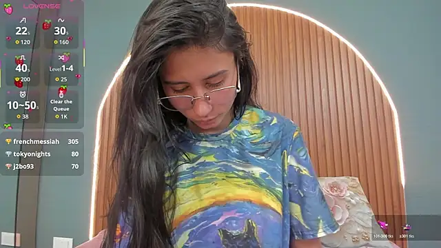 NayeCloud live sex cam