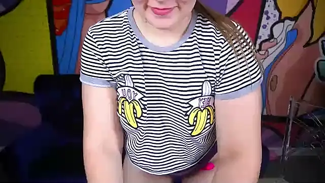 VinnaSky live sex cam