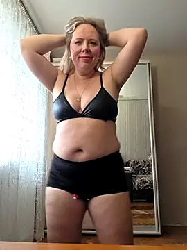 Irina3718 live sex cam