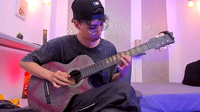 Nikolay_Gregori live sex cam