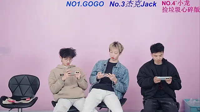 Beautifulboys-999's cam snapshot