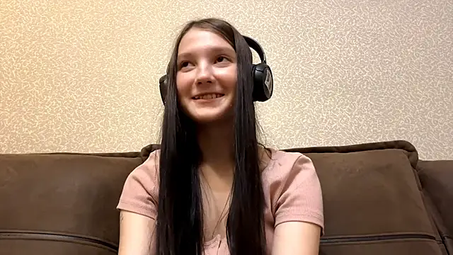 AurorAurora's cam snapshot