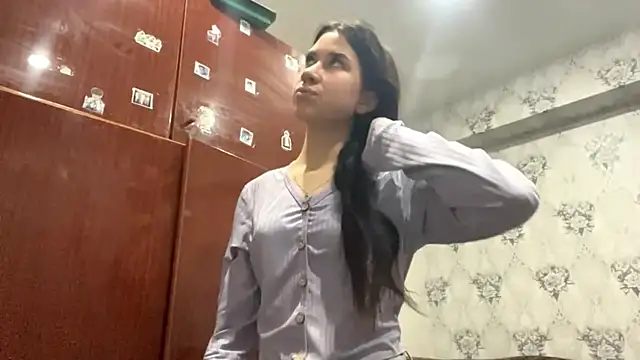 DebbiGoodknight's cam snapshot