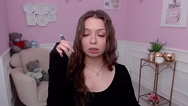 LucySkilar's cam snapshot