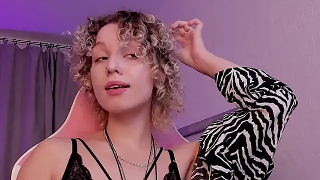 Mary_Wohlberg's cam snapshot