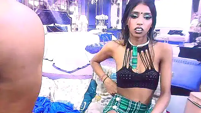 IndianSexySlender live sex cam