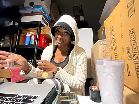 wynterheat live sex cam