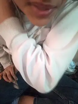 Neha_Tyagi live sex cam