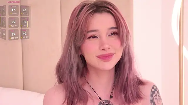 Nesolla live sex cam