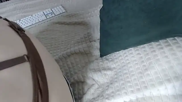 Kiradoll27 live sex cam