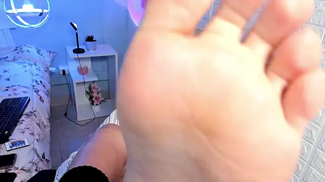 KloePrice live sex cam