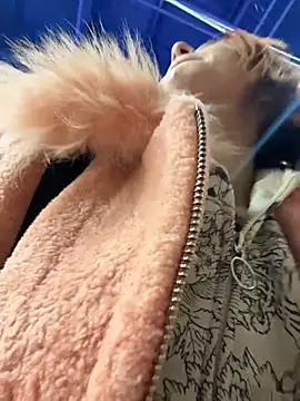 RosieSecret live sex cam