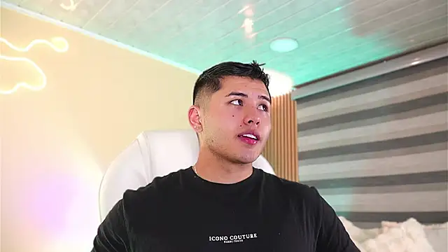 MatiasKorn live sex cam