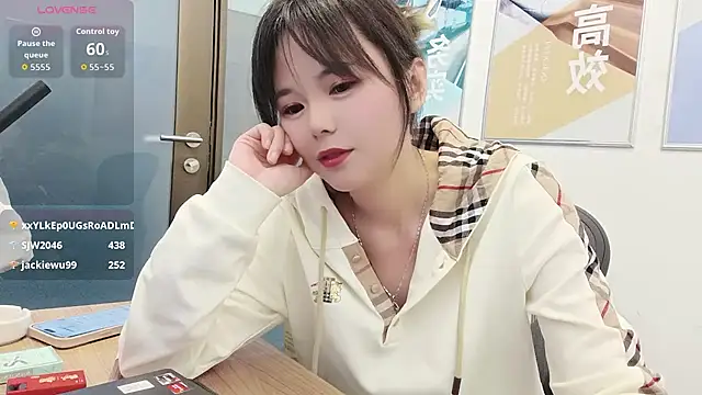 KKMM168 live sex cam