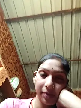 Yatiksha_Beby live sex cam