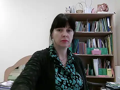 Viknika live sex cam