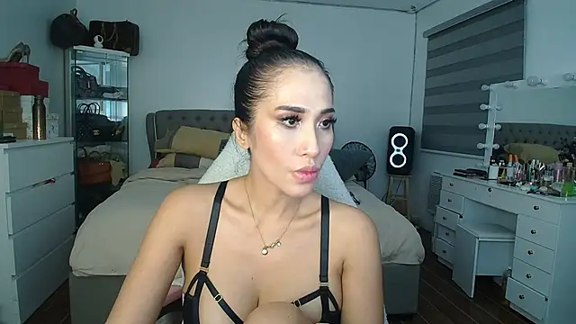 aya_saki live sex cam