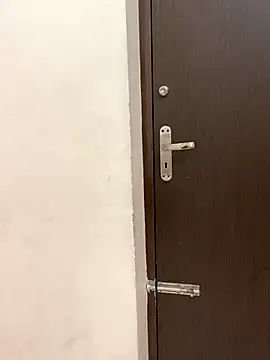 calibrow live sex cam