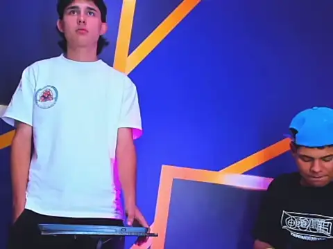 Tommy_bigcock19 live sex cam