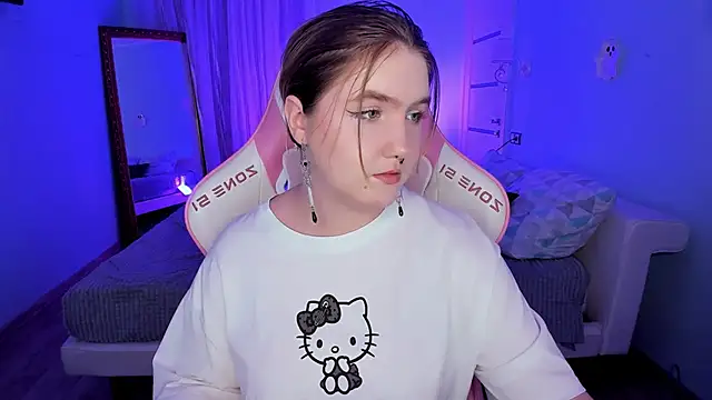 lovelyy_julia's cam snapshot