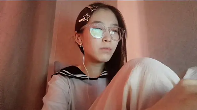 MollyTiger's cam snapshot