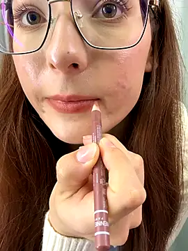 LilluKatten live sex cam