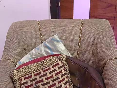 cute_zaraa live sex cam