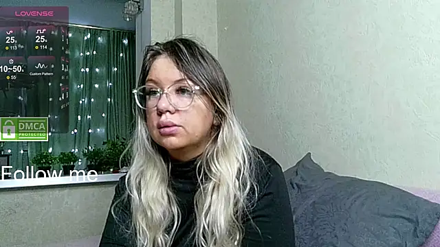 elven_dreams_ live sex cam