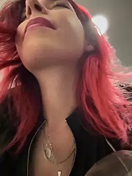 RiriRoseey live sex cam